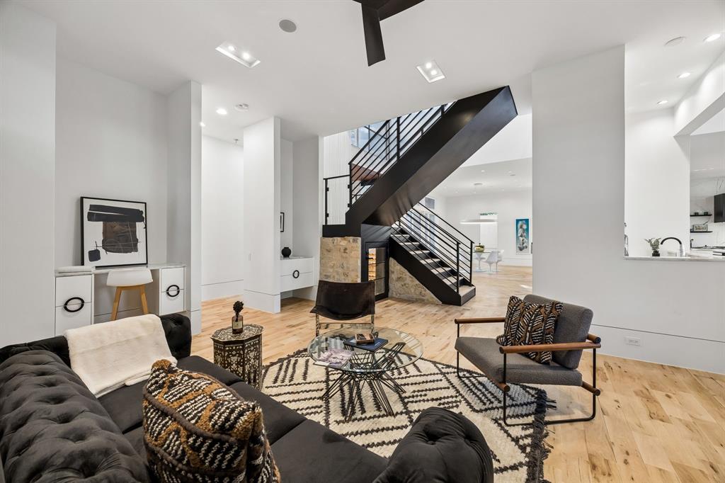 Walnut Hill Rdg Add - Residential