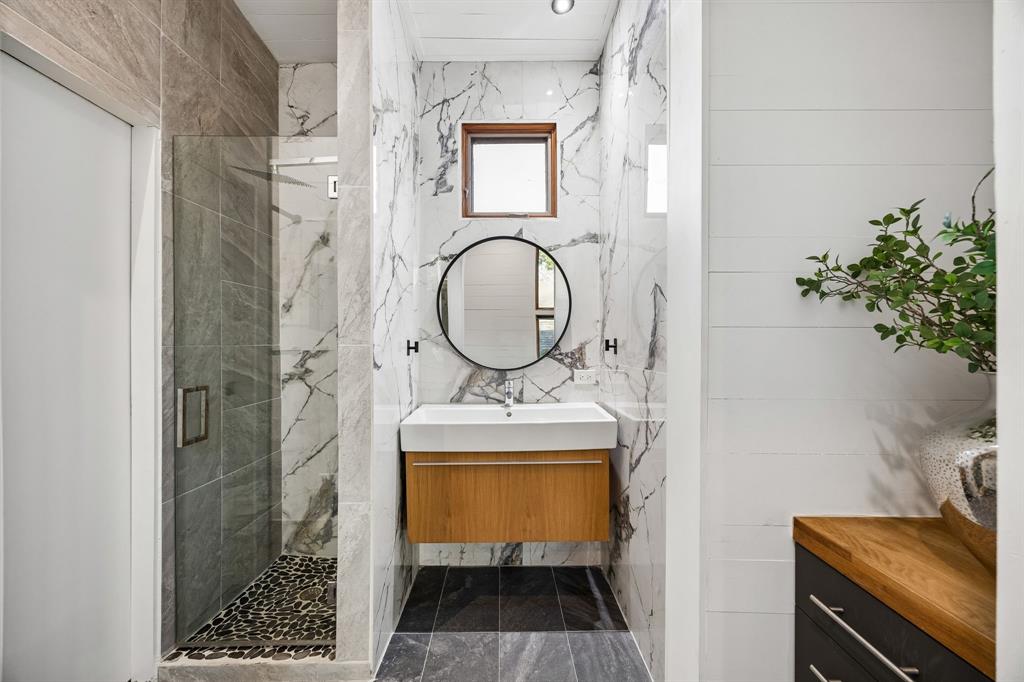 Walnut Hill Rdg Add - Residential