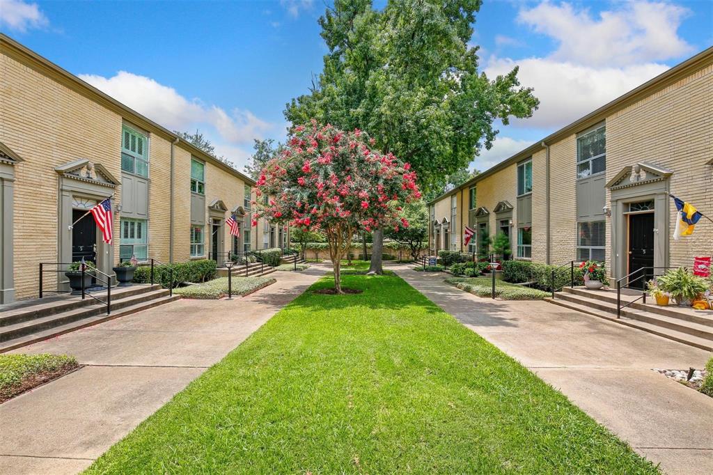 Northpark Garden Twnhms - Residential