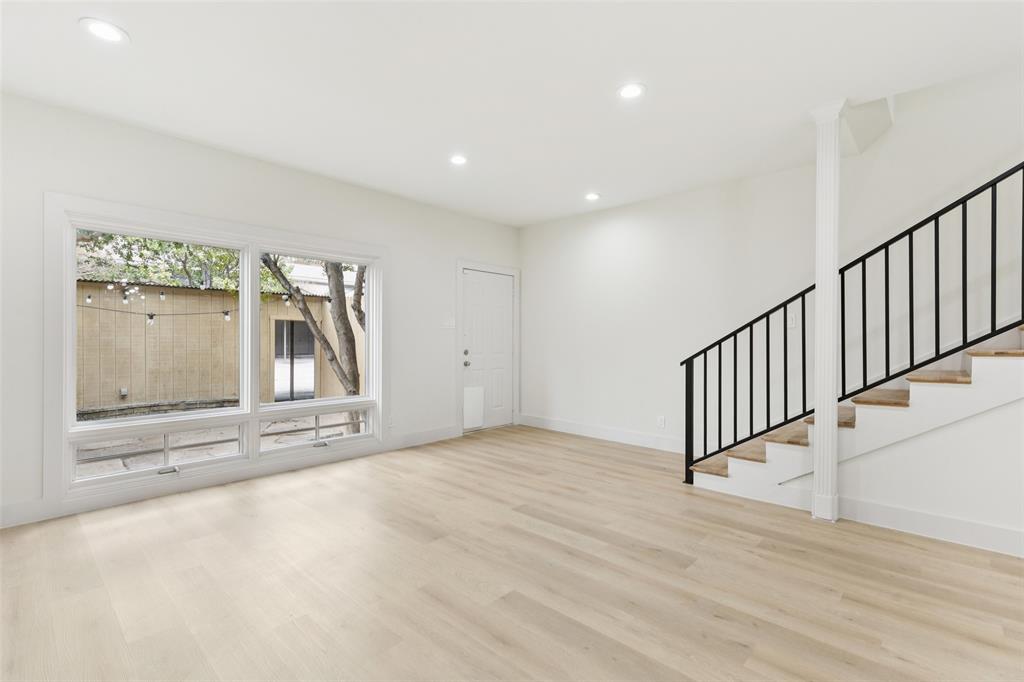 Northpark Garden Twnhms - Residential