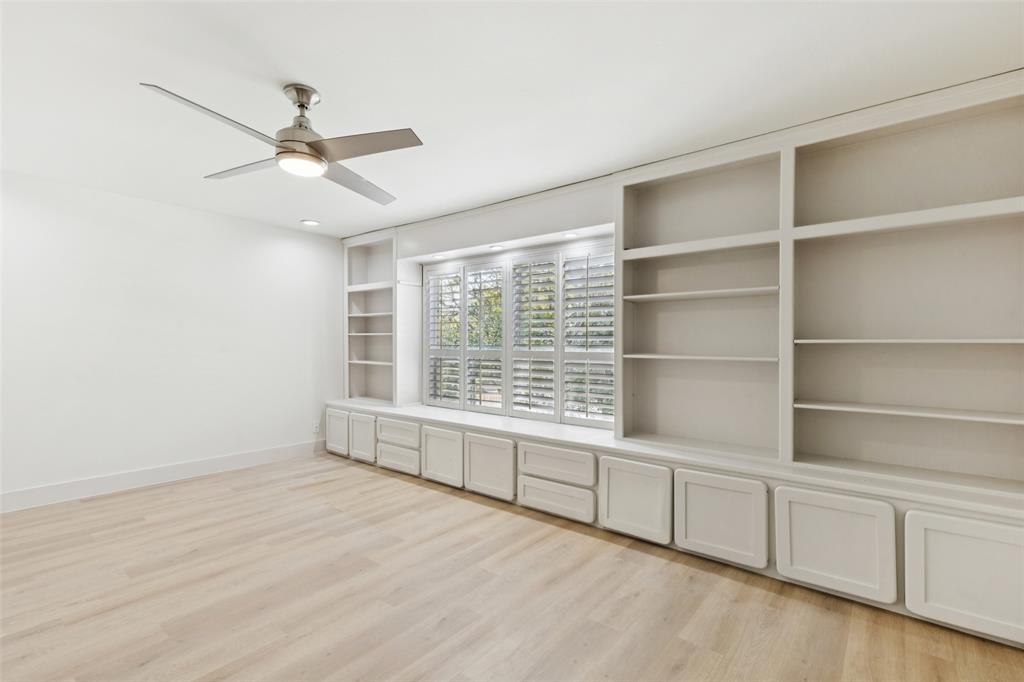 Northpark Garden Twnhms - Residential