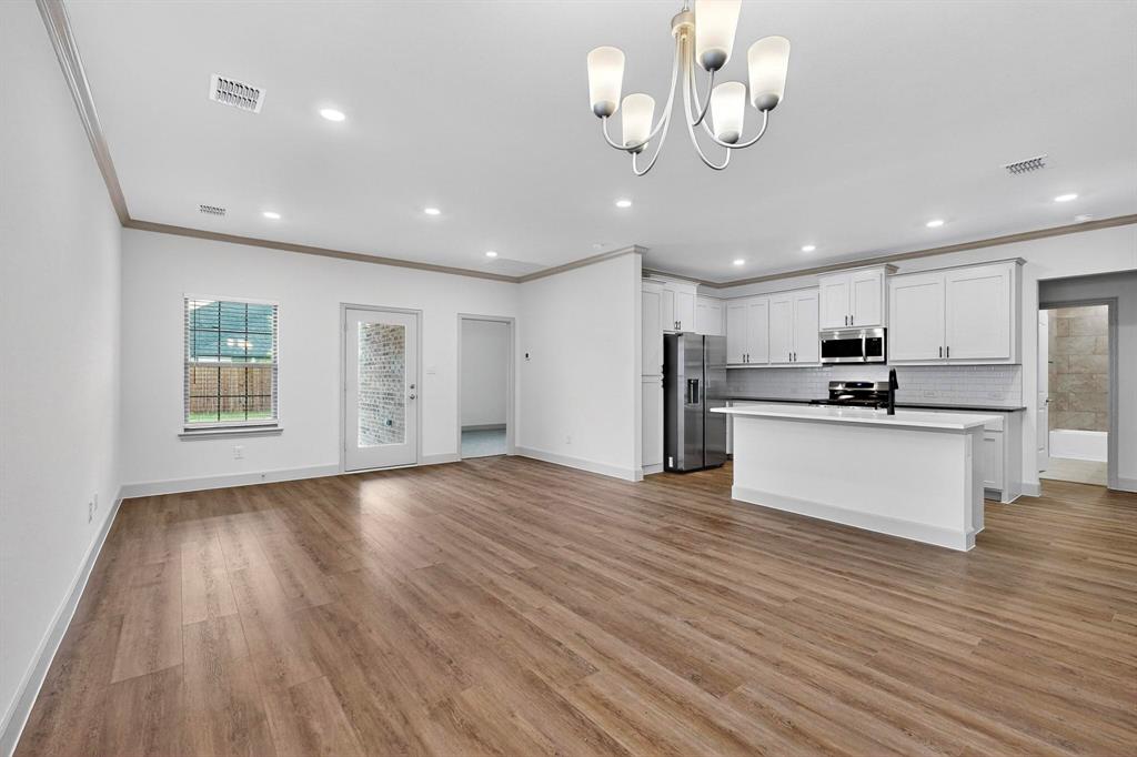 Lakepointe Ph III - Residential Lease