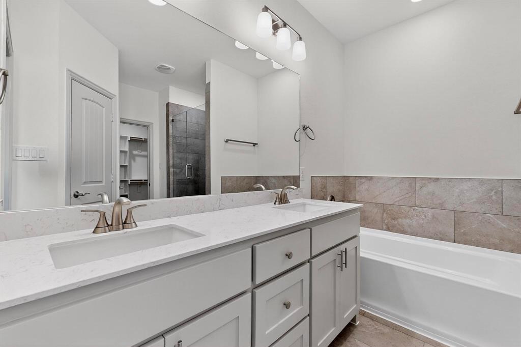 Lakepointe Ph III - Residential Lease