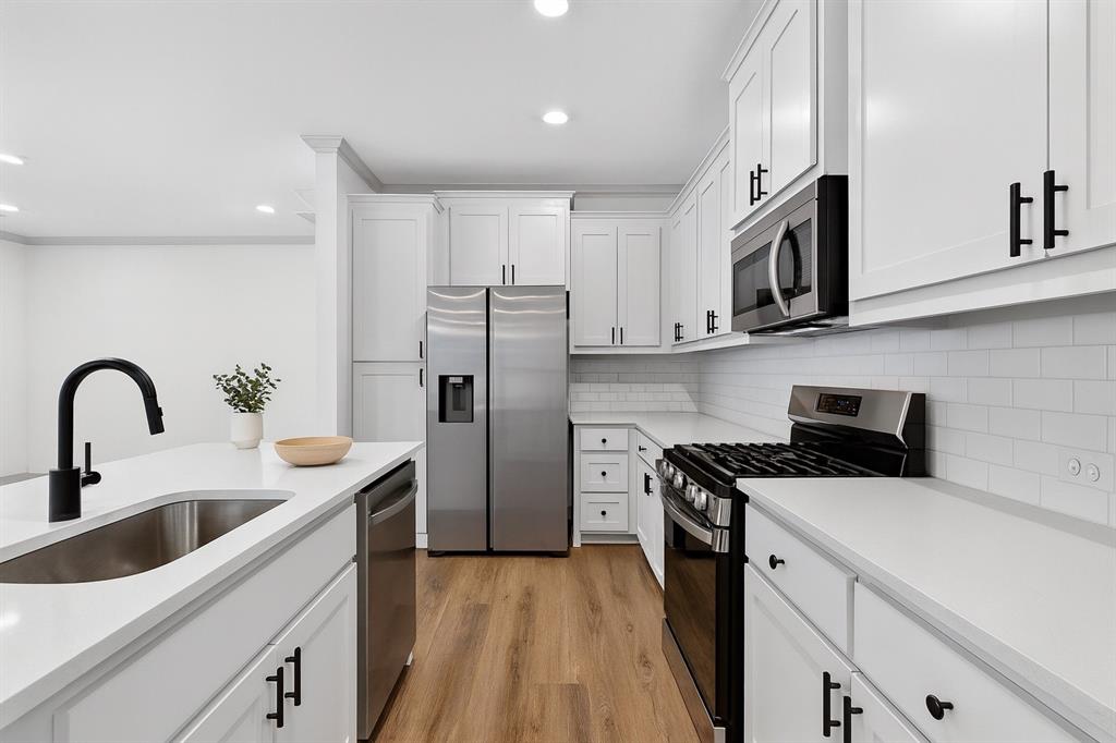 Lakepointe Ph III - Residential Lease