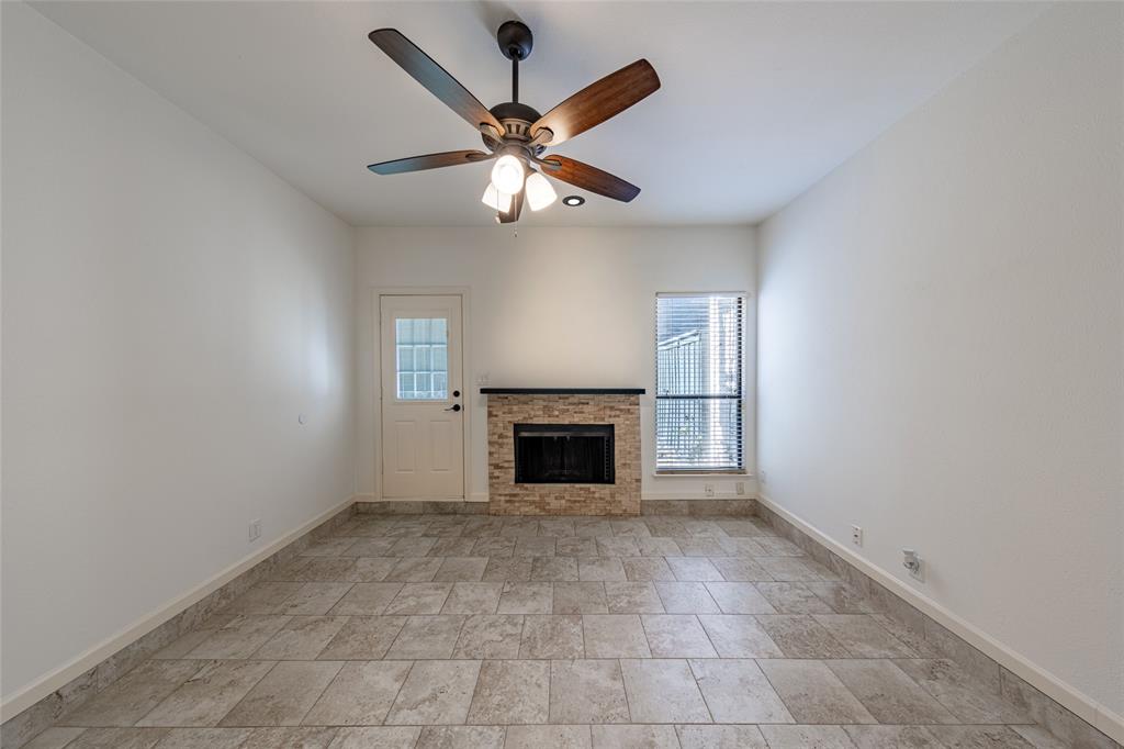 THE OAKS ON MONTFORT CONDOS - Residential