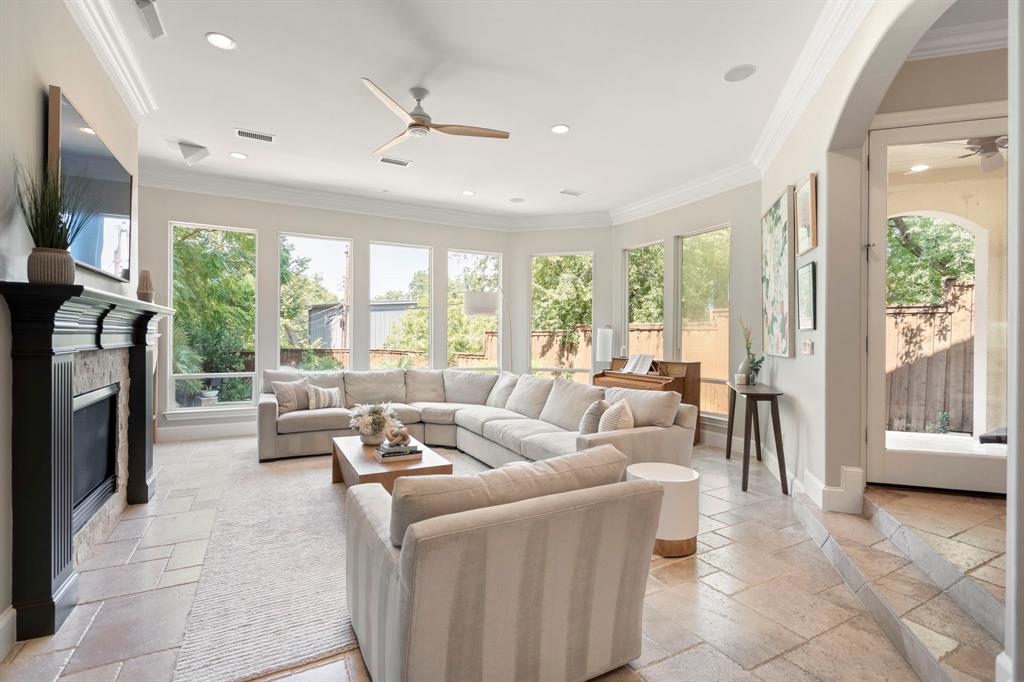 Shorecrest Terrace - Residential