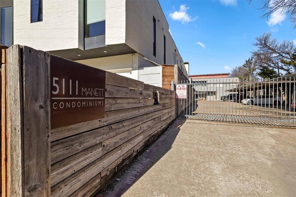 5111 Manett Street 103