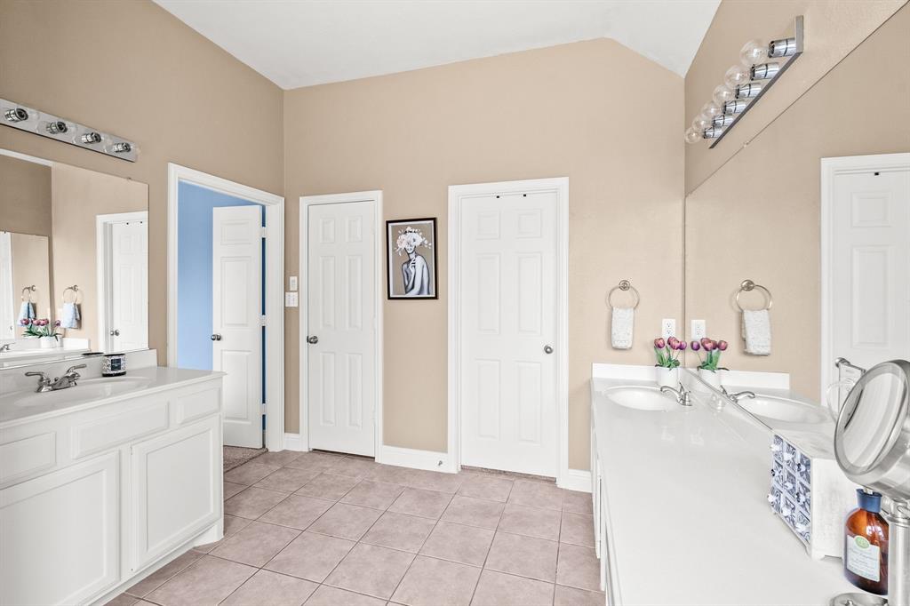 Hunters Landing Ph IV - Residential