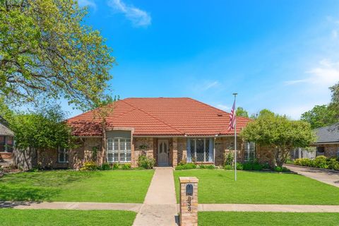 833 Saddlebrook Drive S, Bedford, TX 76021 - #: 20580439