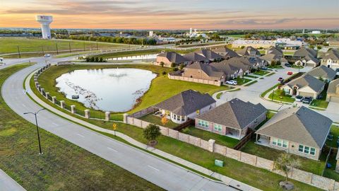 A home in Melissa