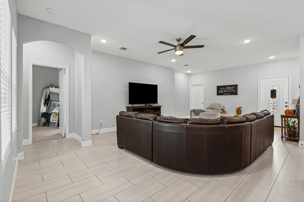 Lakeside Hills - Residential