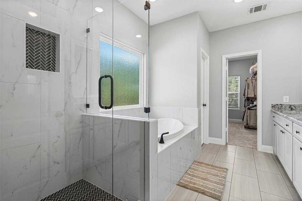 Lakeside Hills - Residential