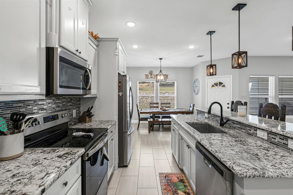 Lakeside Hills - Residential