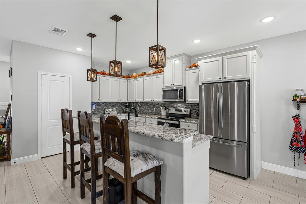 Lakeside Hills - Residential