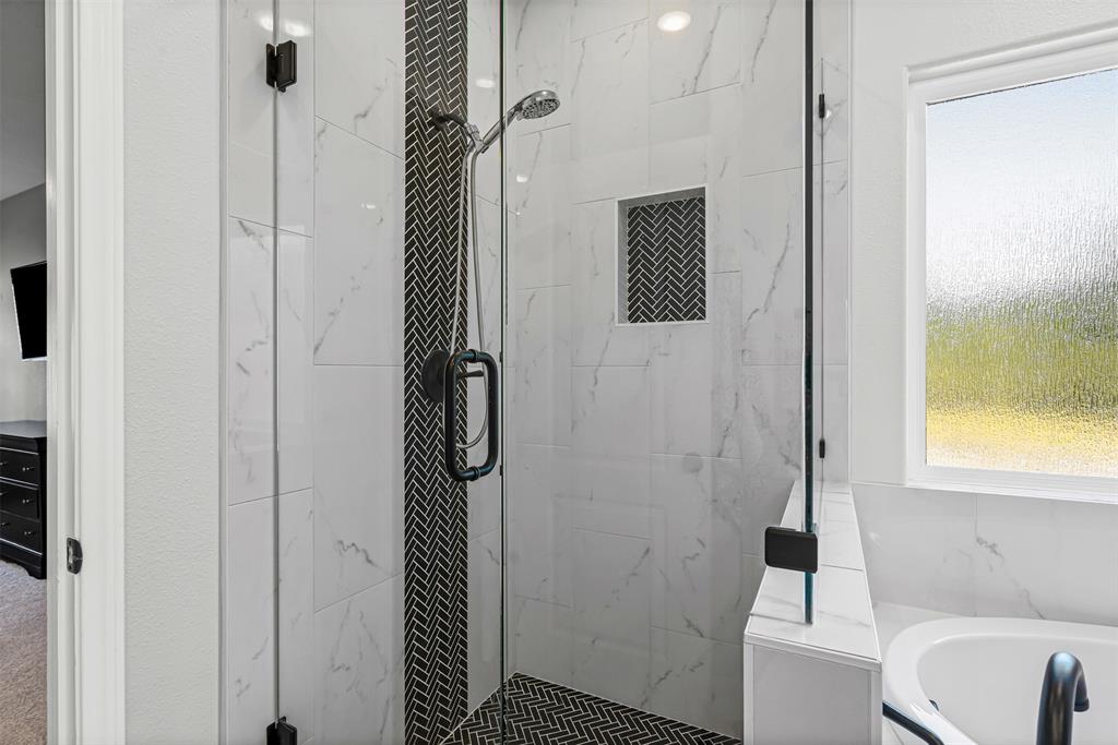 Lakeside Hills - Residential