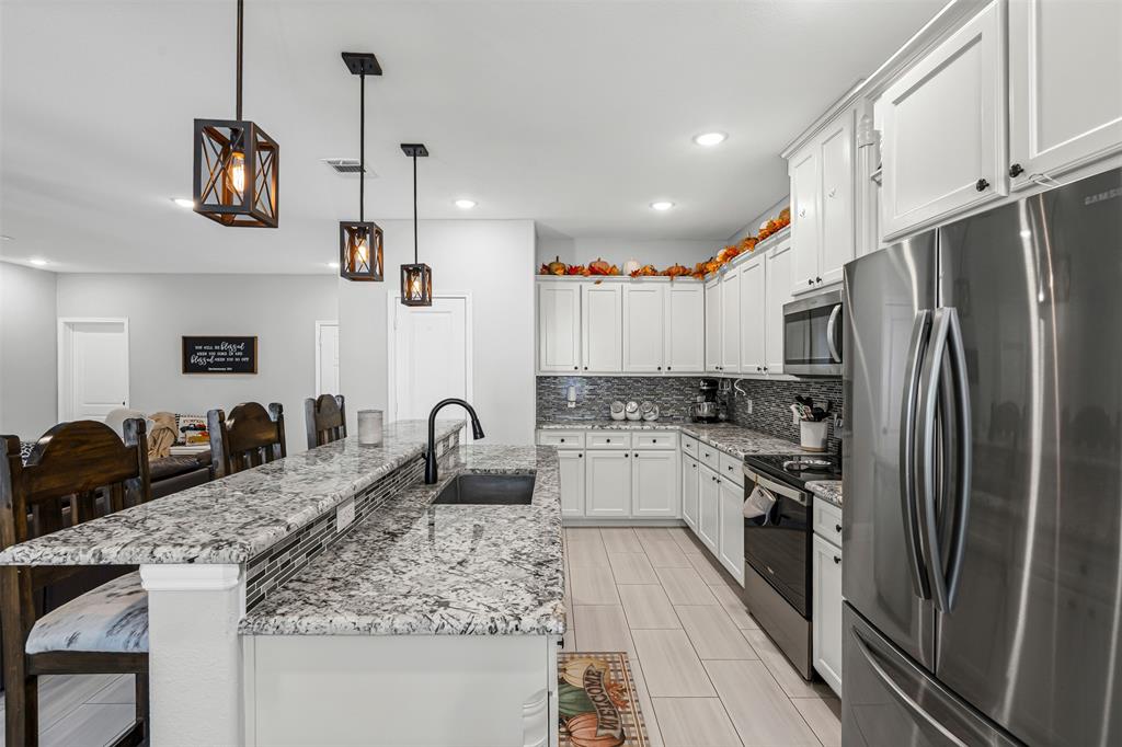 Lakeside Hills - Residential