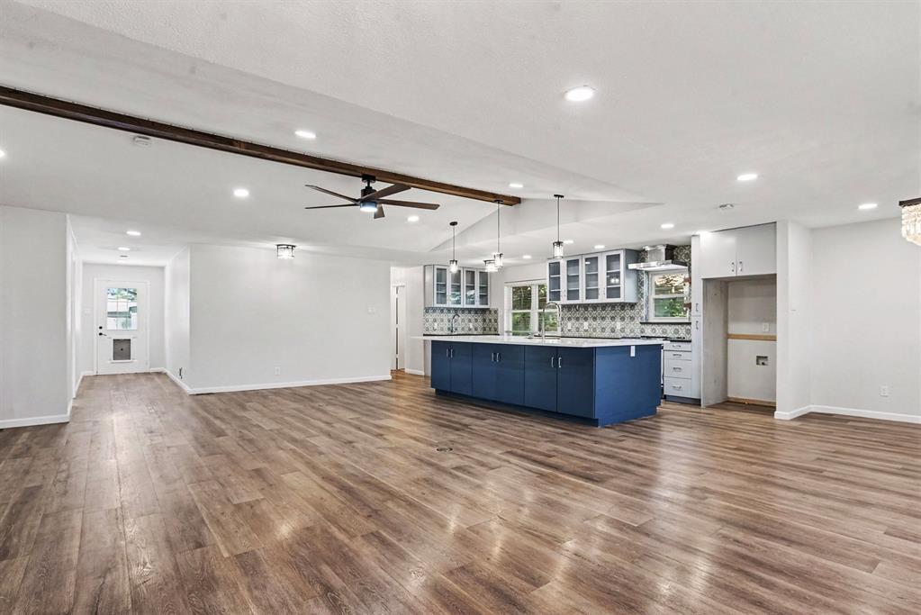 4915 Hovenkamp Drive