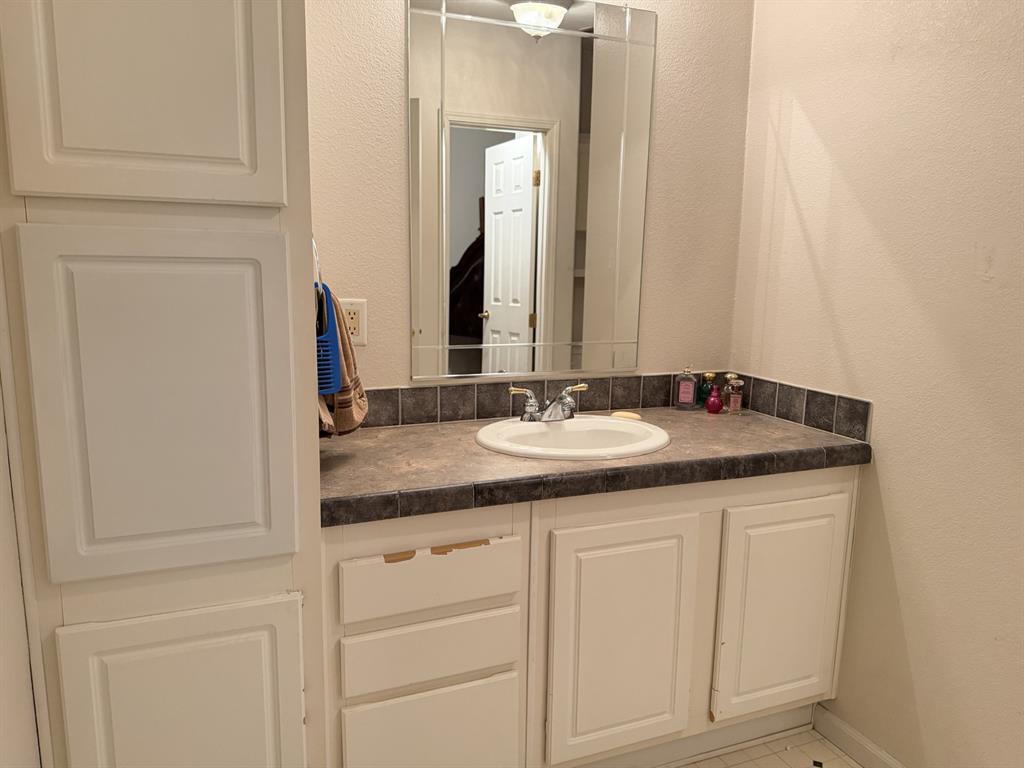 Thousand Oaks Add - Residential