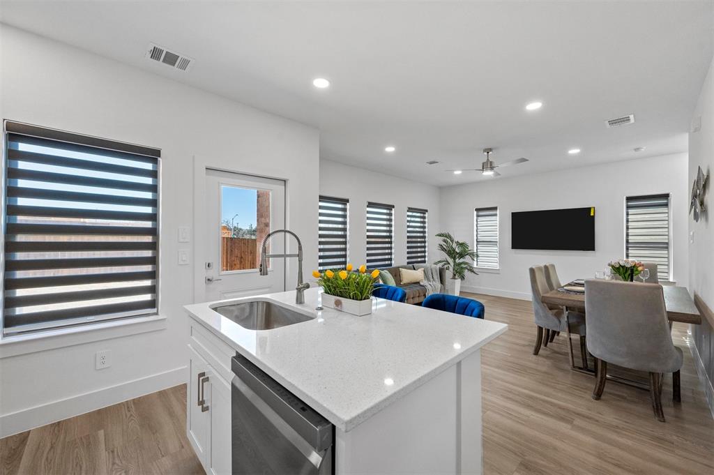 3327 Dilworth Drive