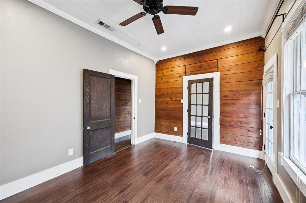 Winnetka Heights - Residential