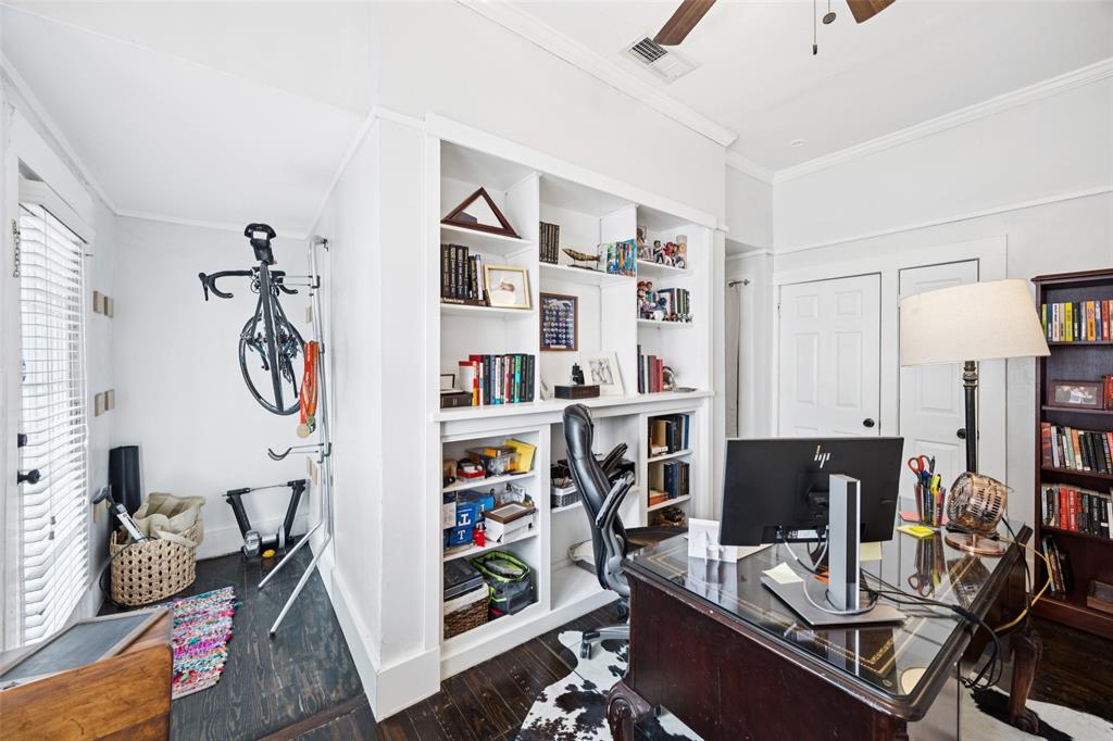 Winnetka Heights - Residential