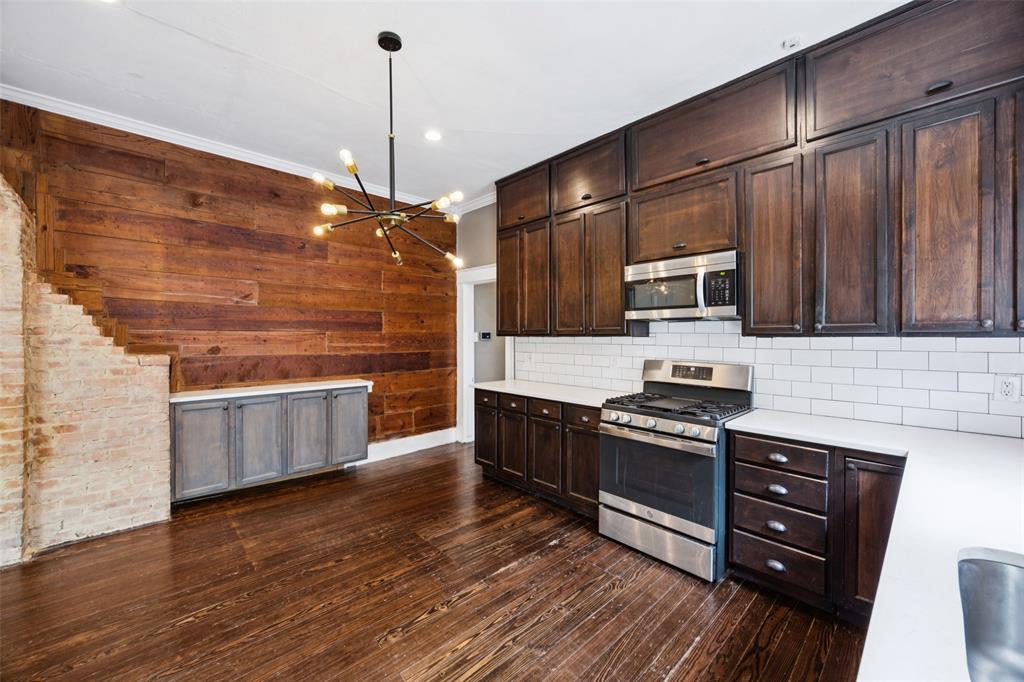 Winnetka Heights - Residential