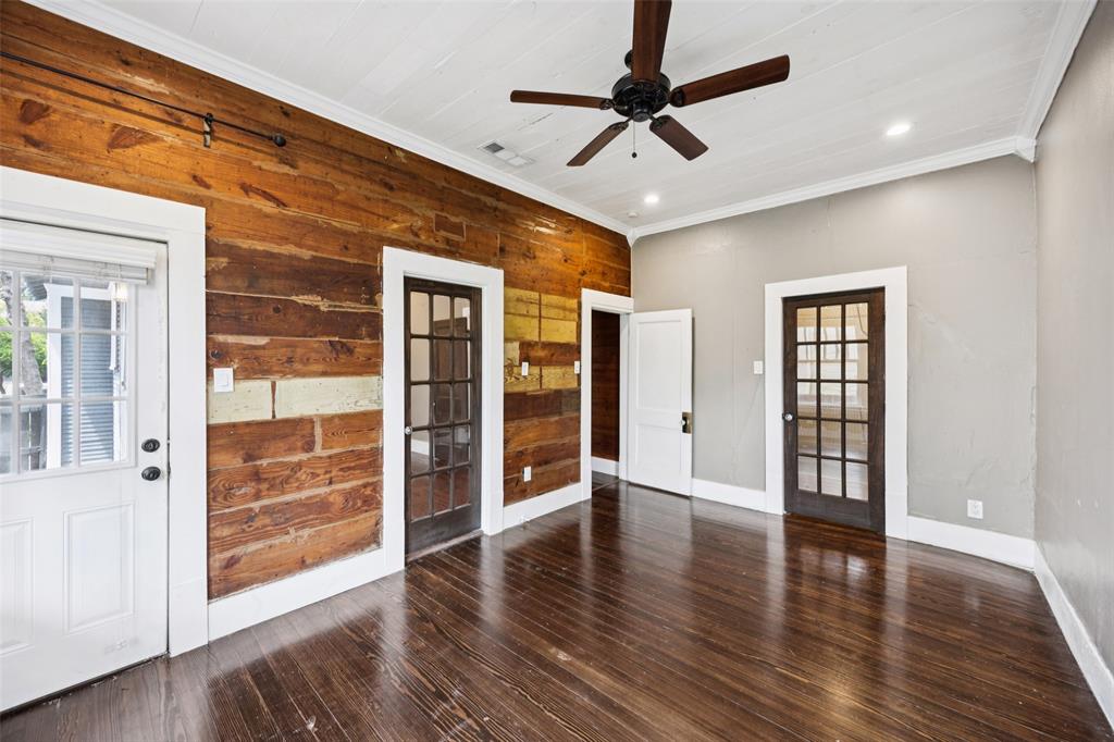 Winnetka Heights - Residential