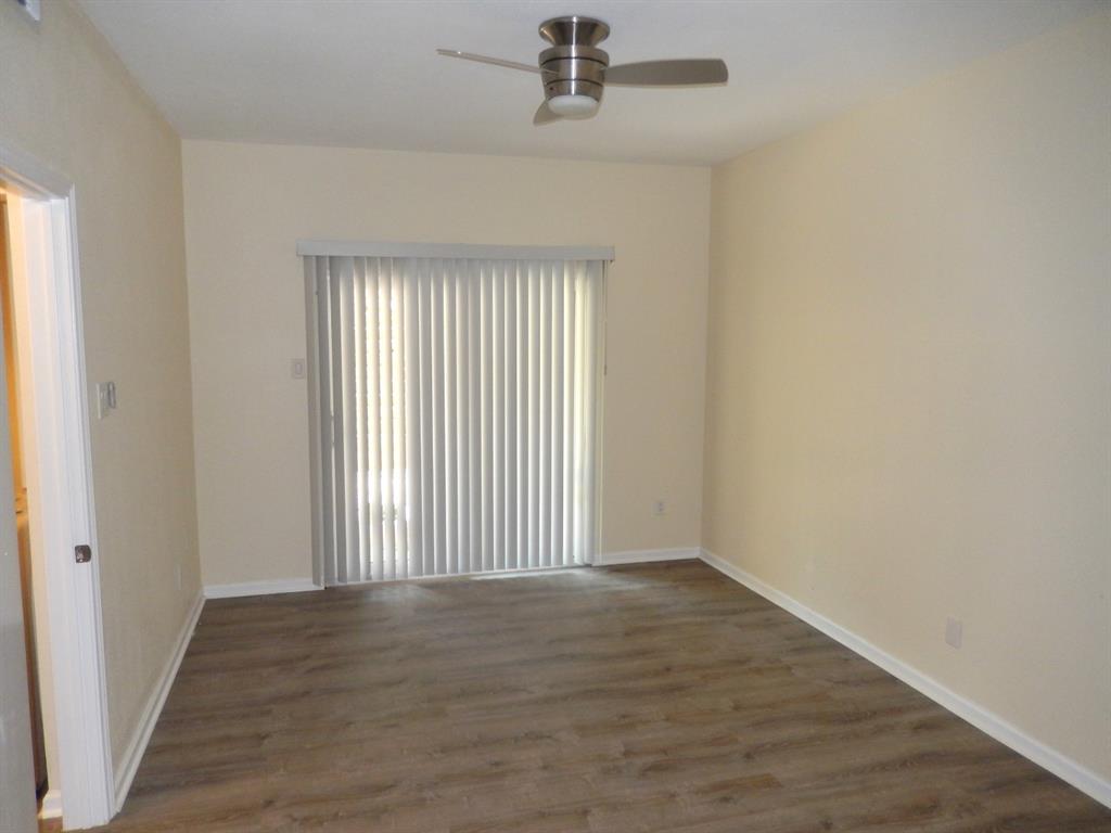 Woods On Park Lane Condos - Residential Lease