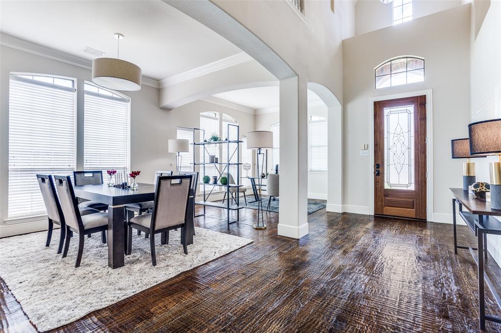 6901 Medallion Drive