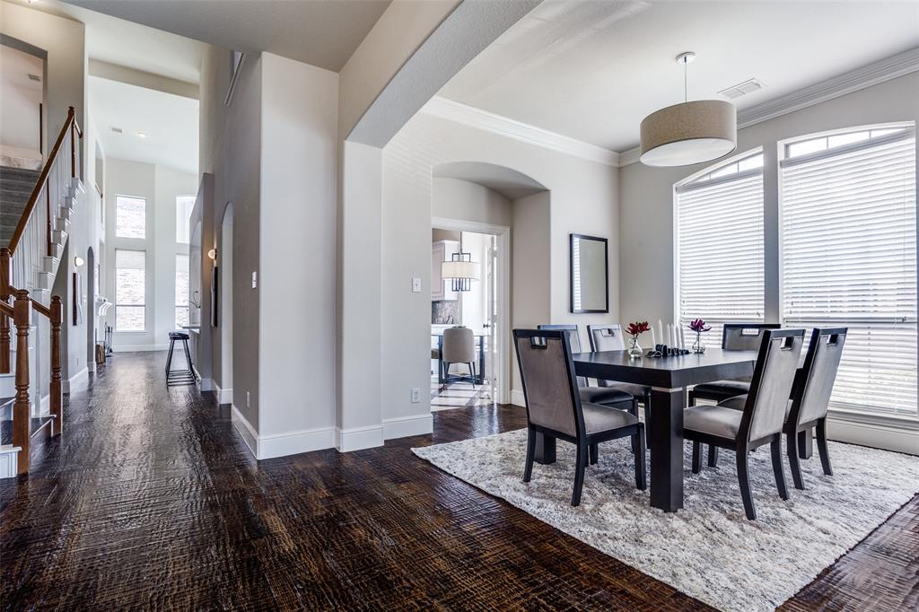 6901 Medallion Drive