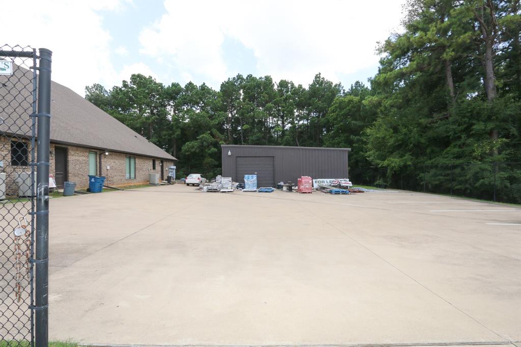 ABST A0018 T Quevado - Commercial Sale