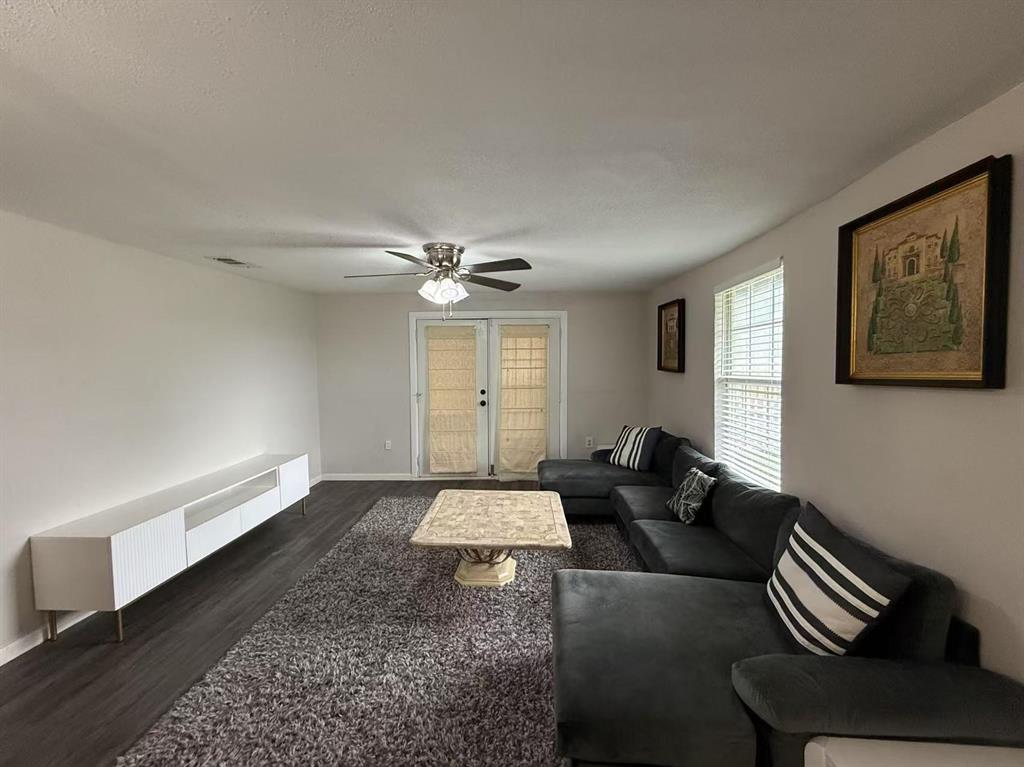 Lavon Lake Lodges Second Instl - Residential Lease