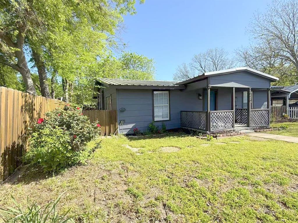 Lavon Lake Lodges Second Instl - Residential Lease