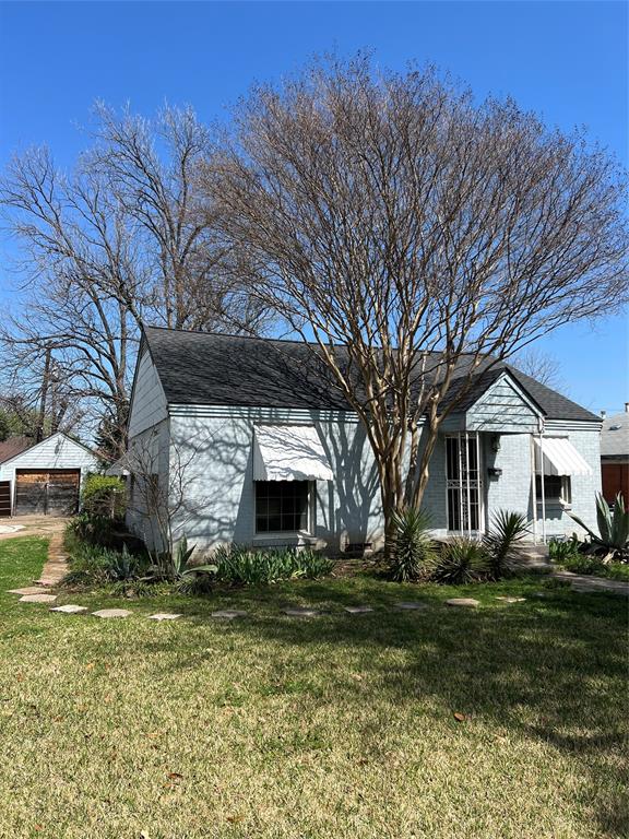 Elmwood - Residential