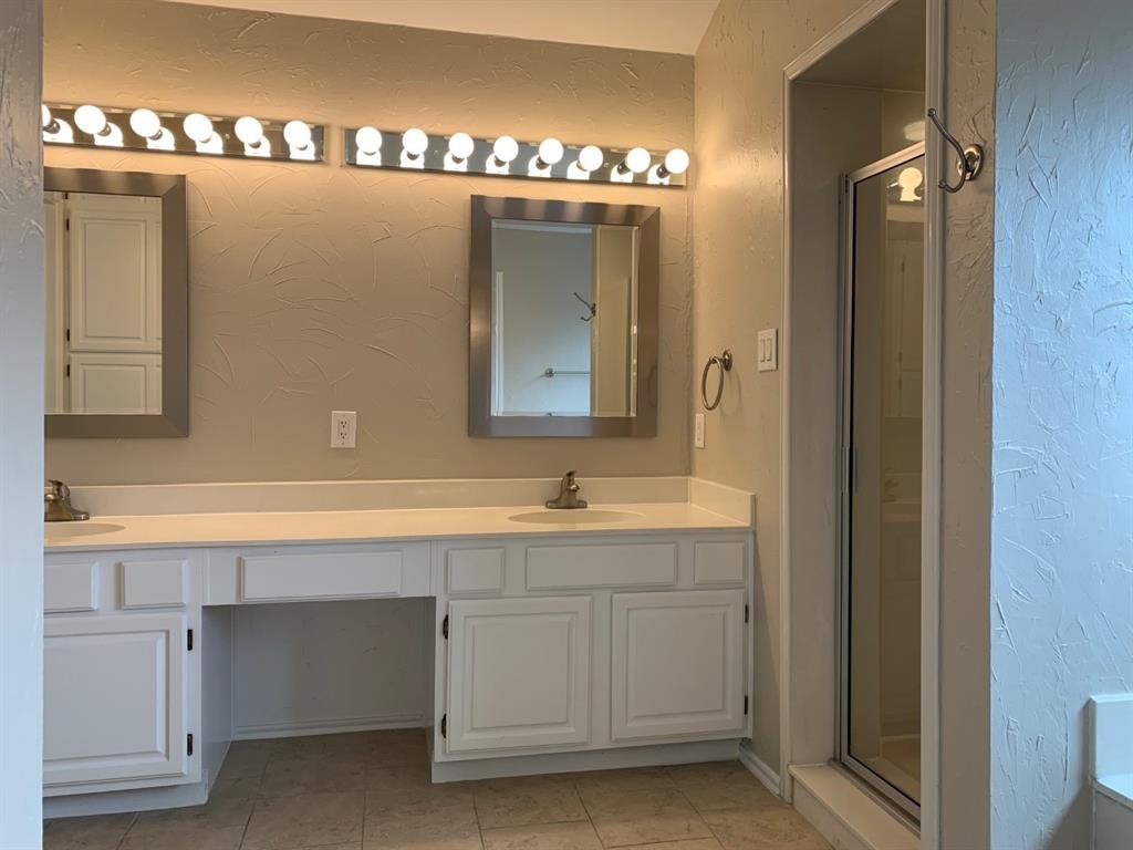 Stellar Court - Residential Lease