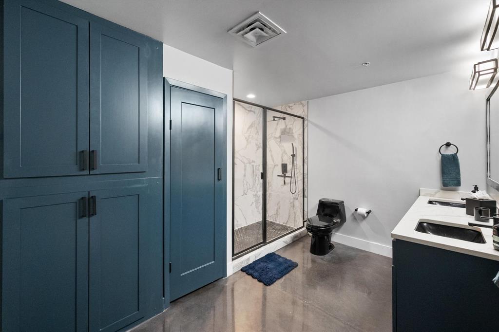 Soco Urban Loft Condo - Residential