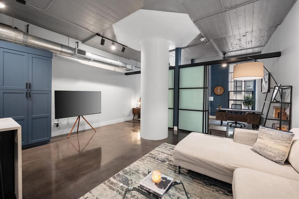 Soco Urban Loft Condo - Residential