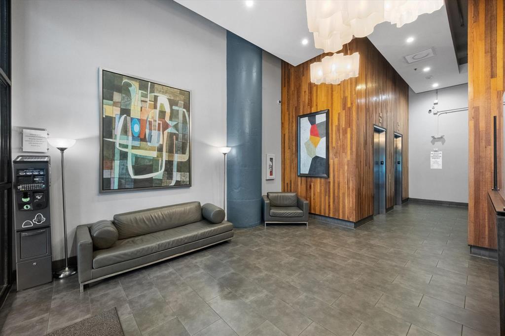 Soco Urban Loft Condo - Residential