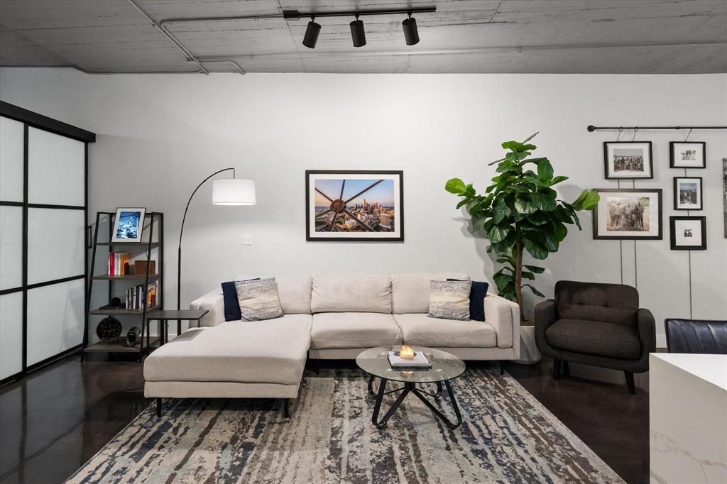 Soco Urban Loft Condo - Residential