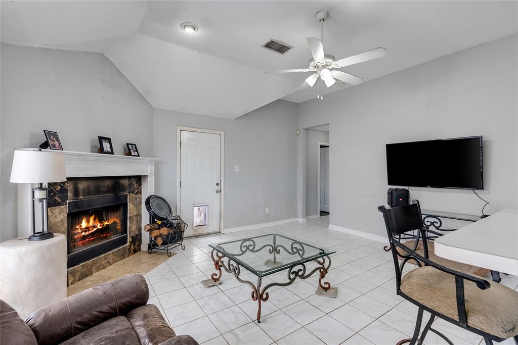 5648 Centeridge Drive