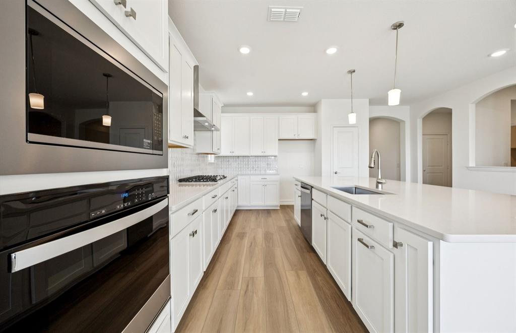 3525 Aberavon Street