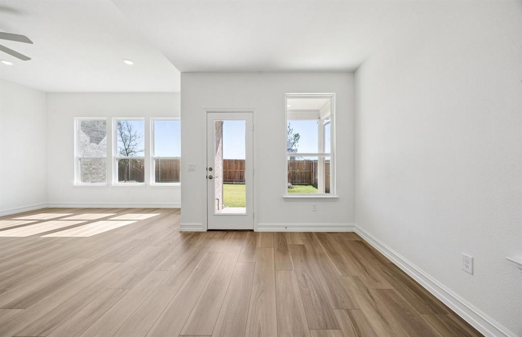 3525 Aberavon Street