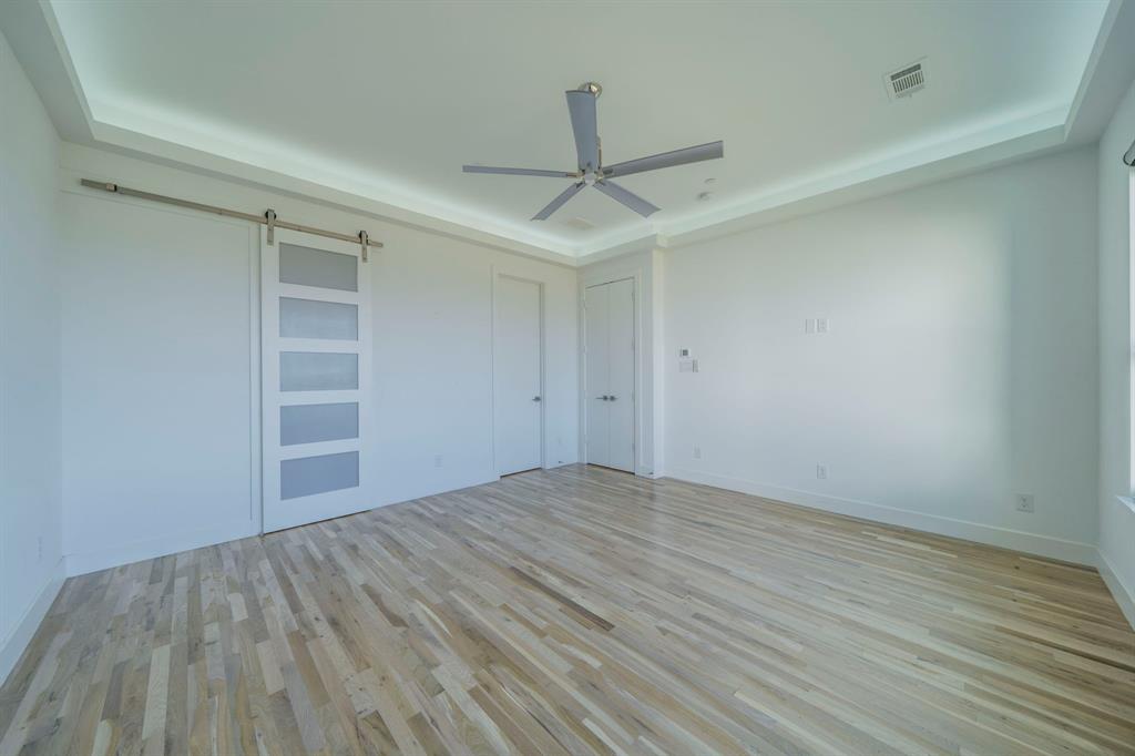 Westport Lakeview Villas - Residential