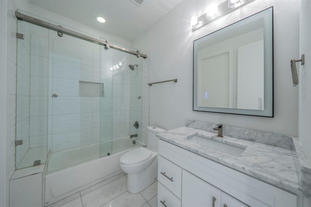 Westport Lakeview Villas - Residential