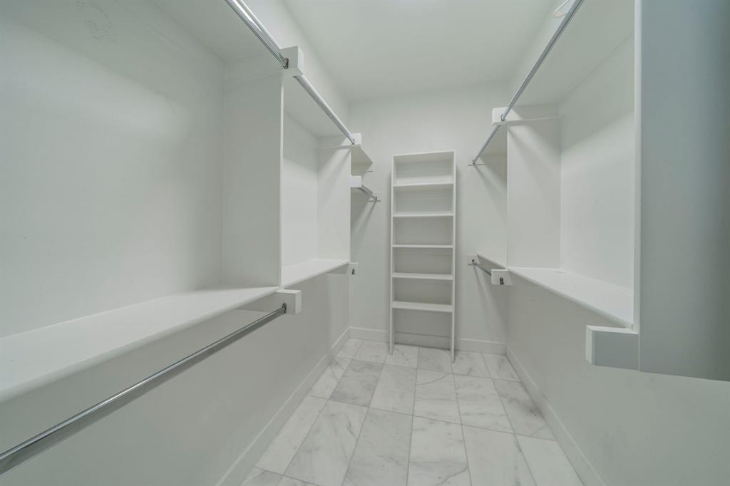 Westport Lakeview Villas - Residential