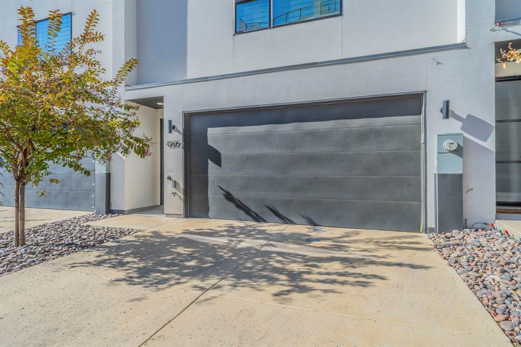 Westport Lakeview Villas - Residential