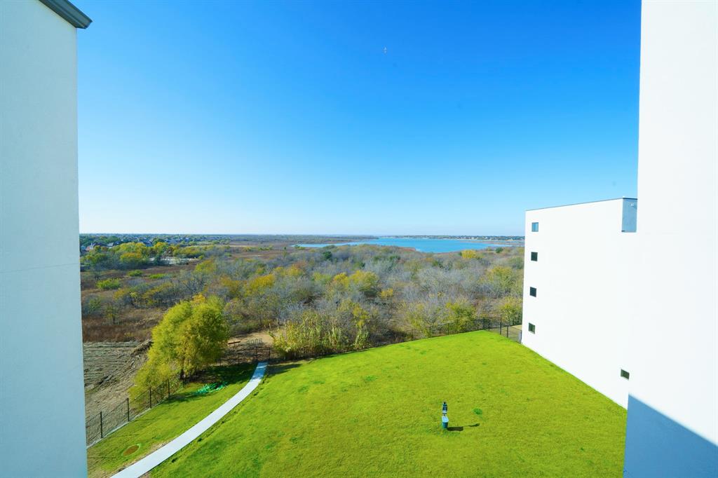 Westport Lakeview Villas - Residential