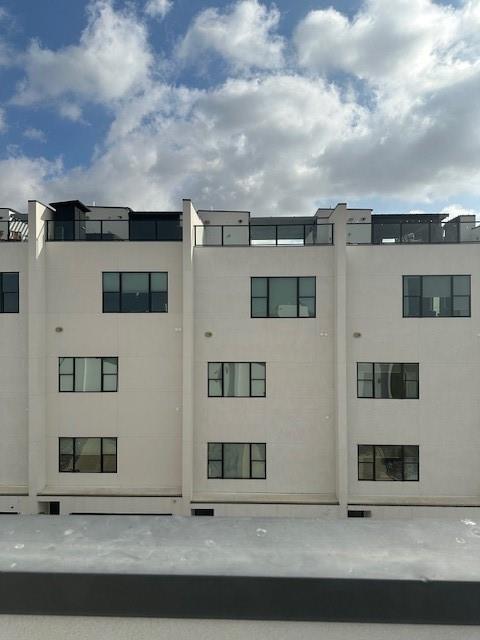 Westport Lakeview Villas - Residential