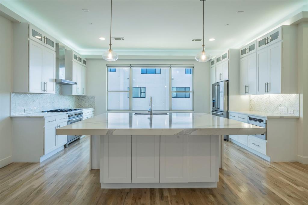 Westport Lakeview Villas - Residential