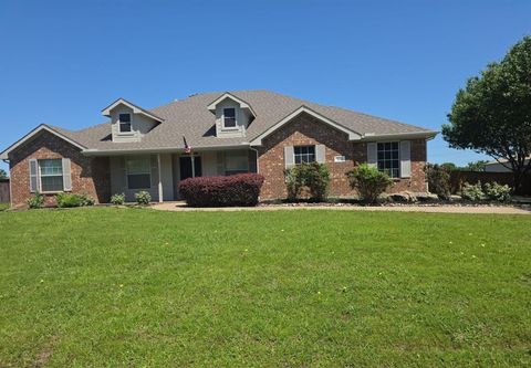 Photo of 300 Northstar Drive, Royse City, TX 75189 (MLS # 21253896)